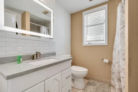 8218 170TH Street Tinley Park IL 60477