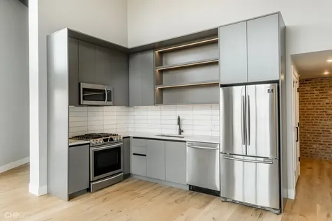 729 North Sangamon Street Chicago IL 60642
