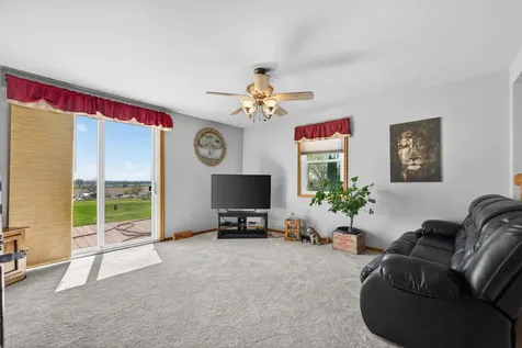 34007 Pearl Street Kirkland IL 60146