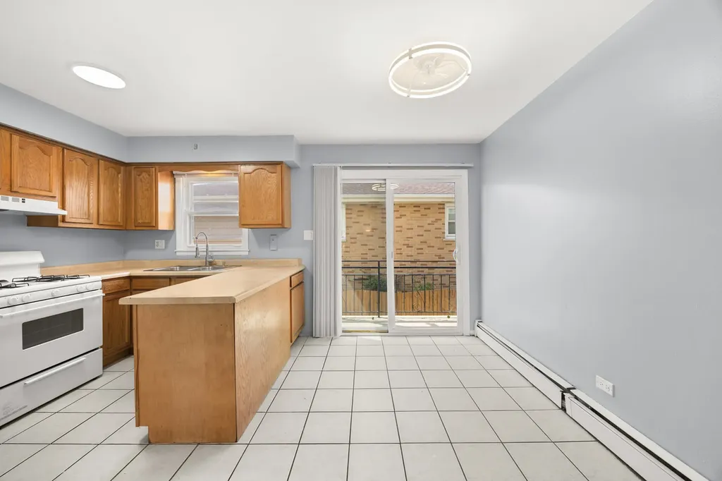 4601 Vernon Avenue Brookfield IL 60513