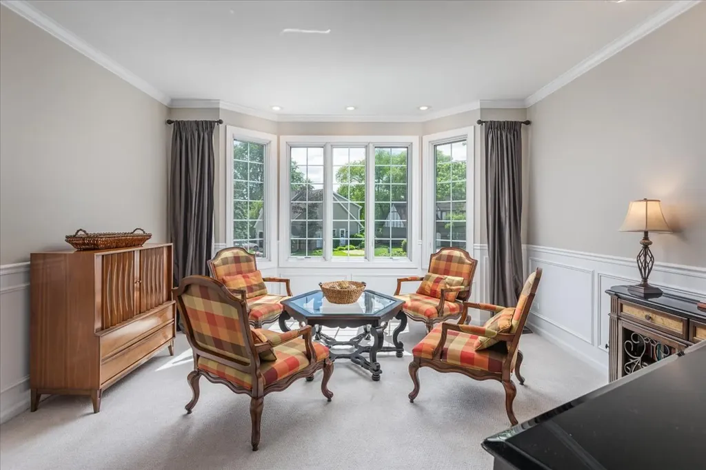 6191 Shorewood Court Lisle IL 60532