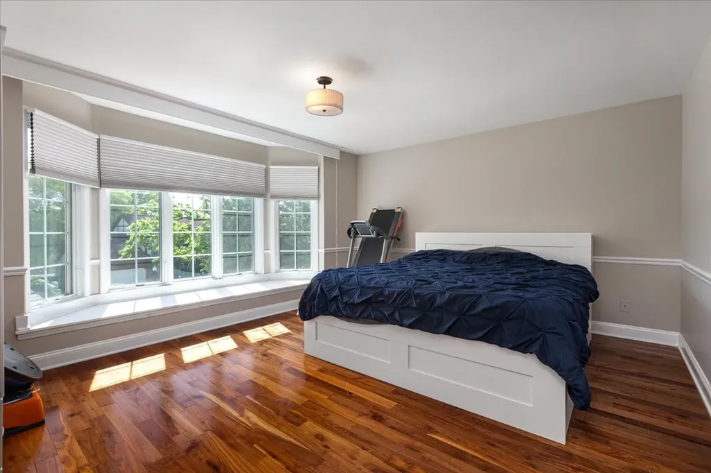 6191 Shorewood Court Lisle IL 60532