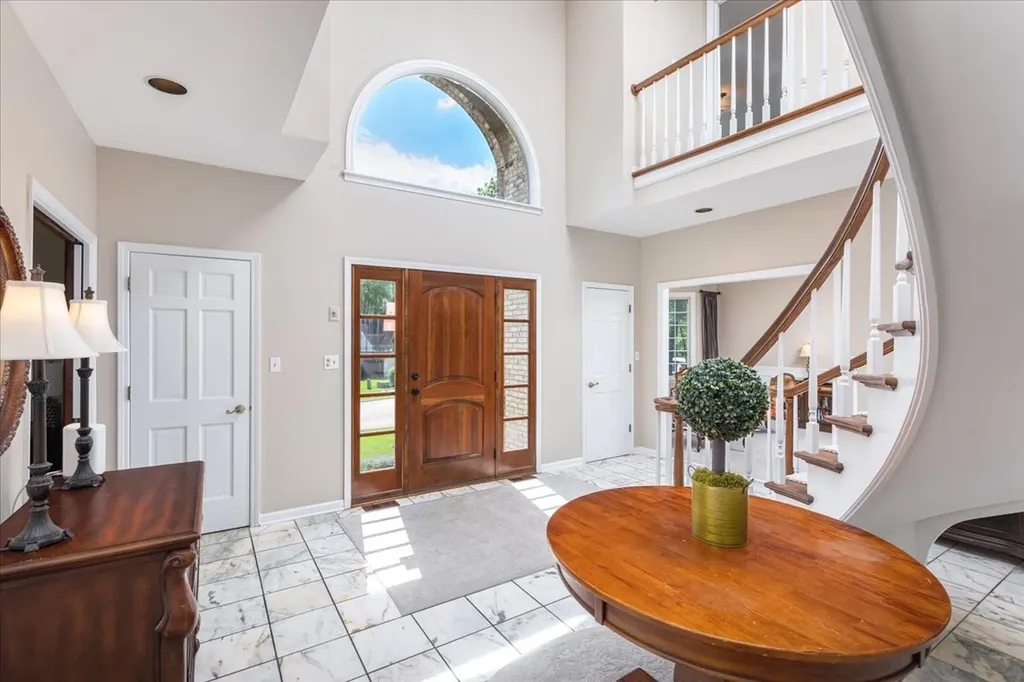 6191 Shorewood Court Lisle IL 60532