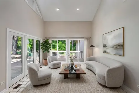 6191 Shorewood Court Lisle IL 60532