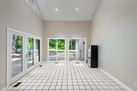 6191 Shorewood Court Lisle IL 60532
