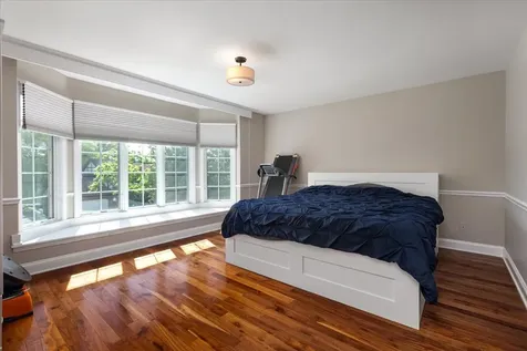 6191 Shorewood Court Lisle IL 60532
