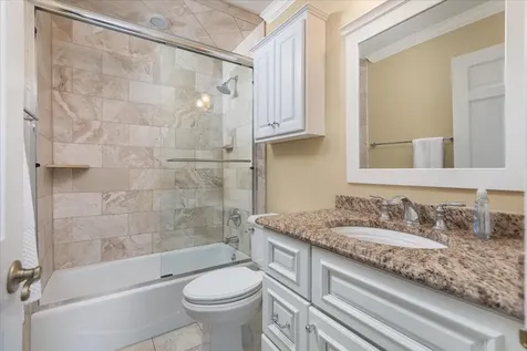 6191 Shorewood Court Lisle IL 60532