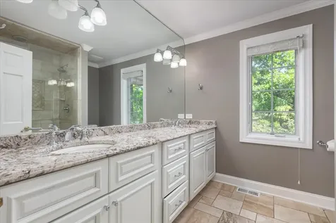 6191 Shorewood Court Lisle IL 60532