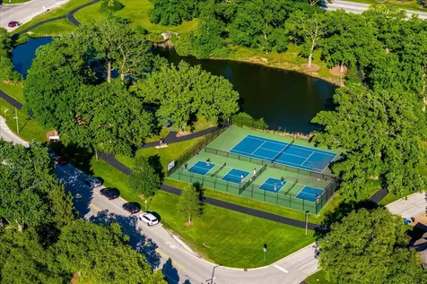 6191 Shorewood Court Lisle IL 60532