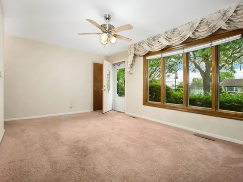 308 North William Street Mount Prospect IL 60056