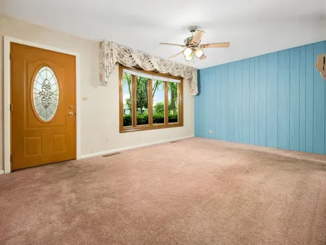 308 North William Street Mount Prospect IL 60056