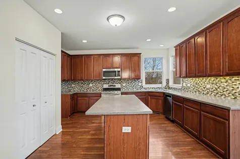 26613 Silverleaf Drive Plainfield IL 60585