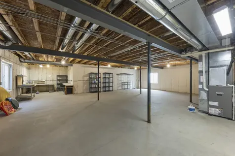 105 National Court Shorewood IL 60404