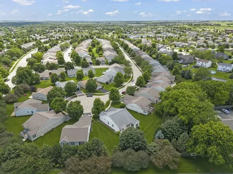 105 National Court Shorewood IL 60404