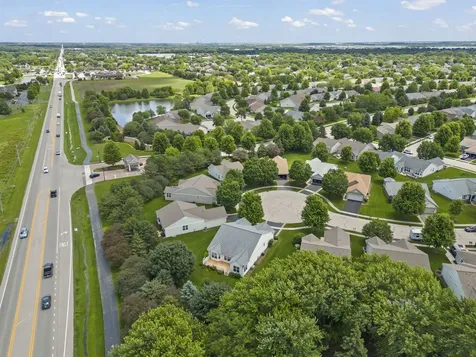 105 National Court Shorewood IL 60404