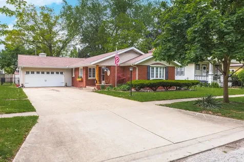 306 West Bennett Street Pontiac IL 61764