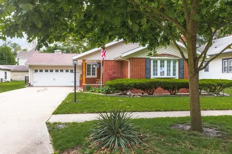 306 West Bennett Street Pontiac IL 61764