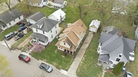 323 Douglas Avenue Dixon IL 61021