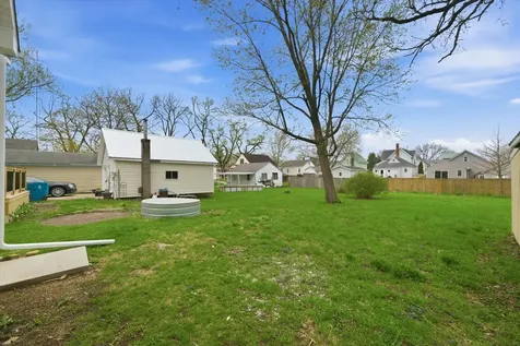 323 Douglas Avenue Dixon IL 61021