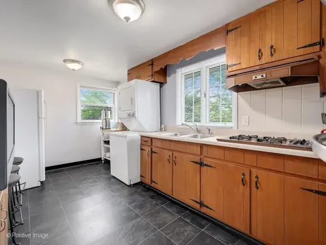 424 Blaine Street Batavia IL 60510
