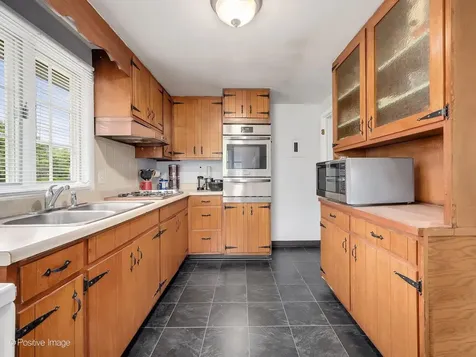 424 Blaine Street Batavia IL 60510