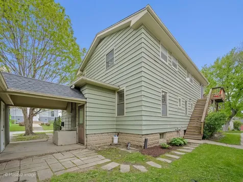 424 Blaine Street Batavia IL 60510