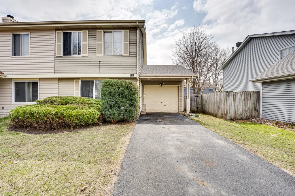 1111 Brunswick Lane Aurora IL 60504