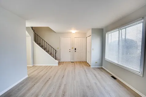 1111 Brunswick Lane Aurora IL 60504