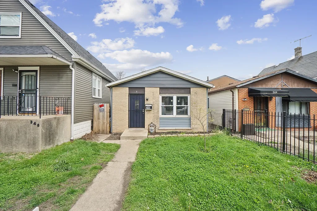 346 West 115th Street Chicago IL 60628