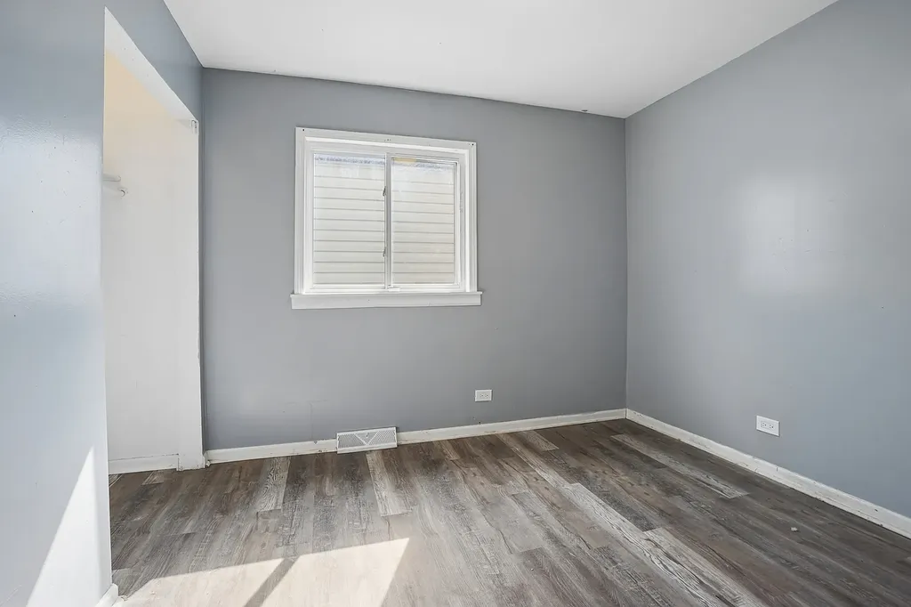 346 West 115th Street Chicago IL 60628