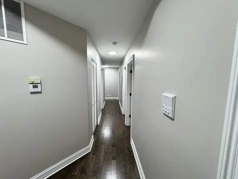 543 East 43rd Street Chicago IL 60653