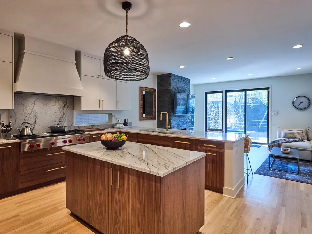 1732 North Winchester Avenue Chicago IL 60622