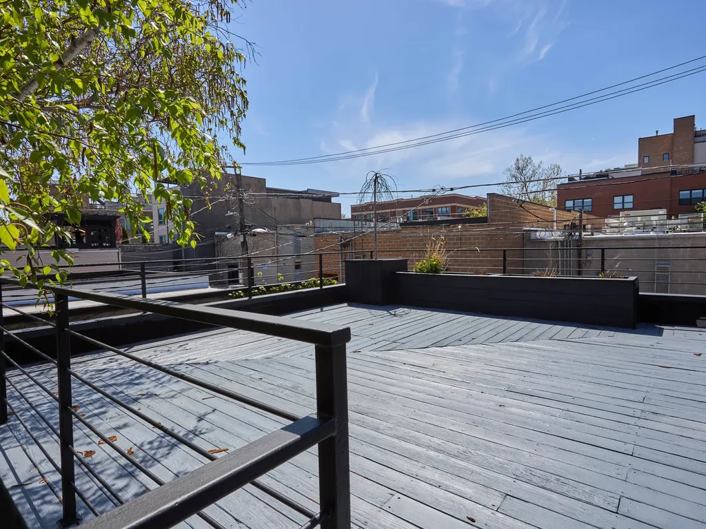 1732 North Winchester Avenue Chicago IL 60622
