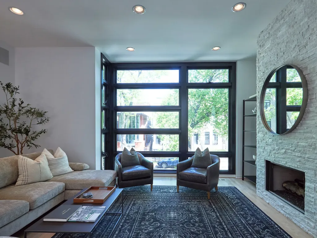 1732 North Winchester Avenue Chicago IL 60622