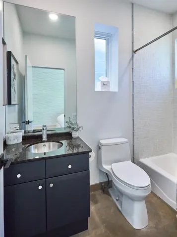 1732 North Winchester Avenue Chicago IL 60622
