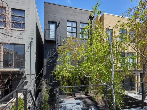 1732 North Winchester Avenue Chicago IL 60622
