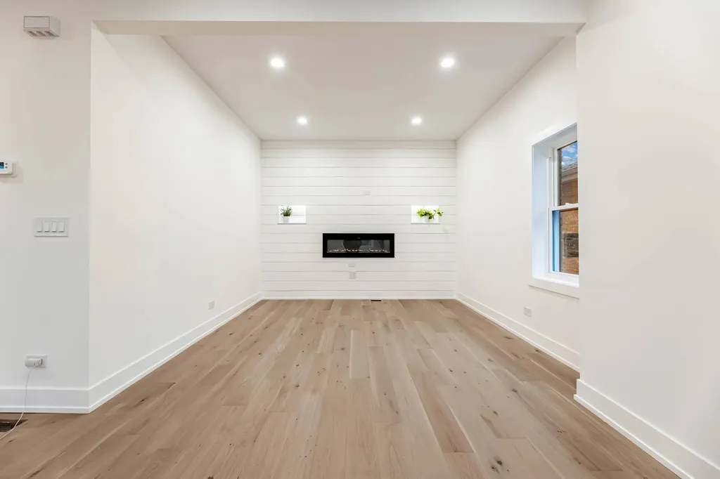 5721 South Newcastle Avenue Chicago IL 60638