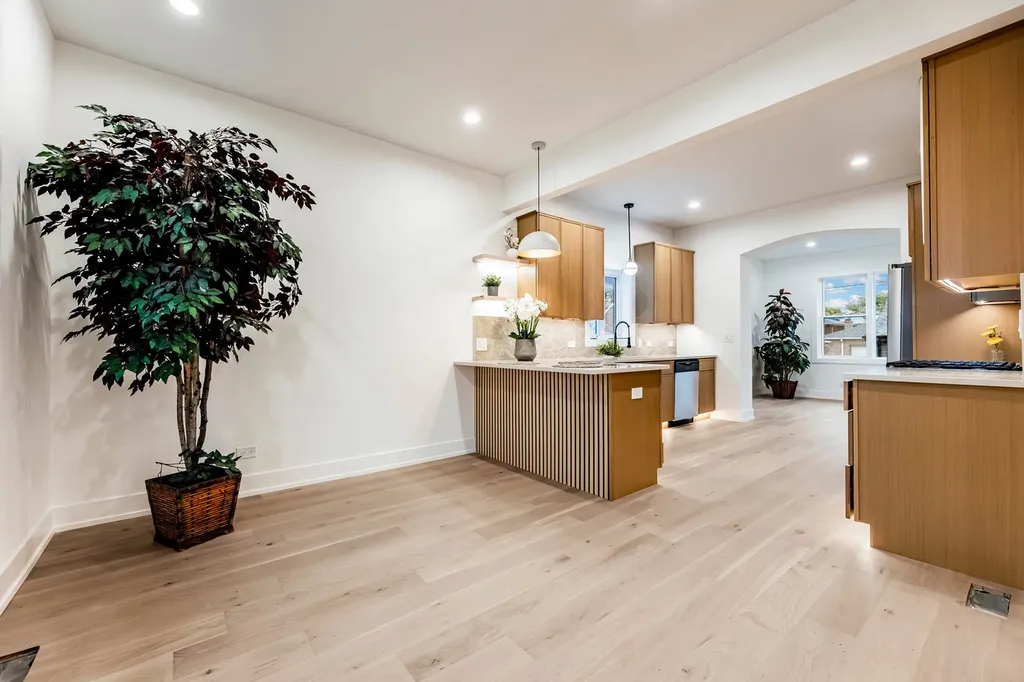 5721 South Newcastle Avenue Chicago IL 60638