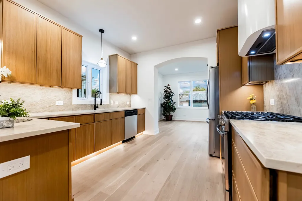 5721 South Newcastle Avenue Chicago IL 60638