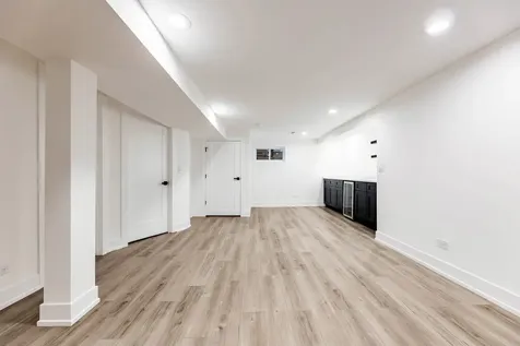 5721 South Newcastle Avenue Chicago IL 60638