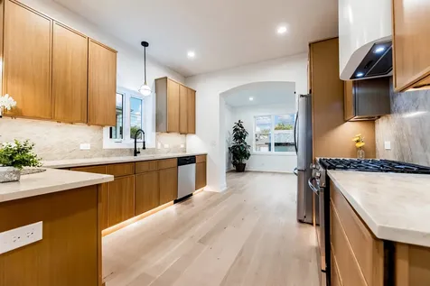 5721 South Newcastle Avenue Chicago IL 60638