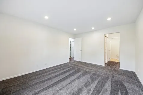 170 Grove Avenue Des Plaines IL 60016