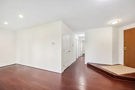 170 Grove Avenue Des Plaines IL 60016