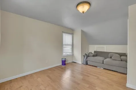 408 32ND Avenue Moline IL 61265