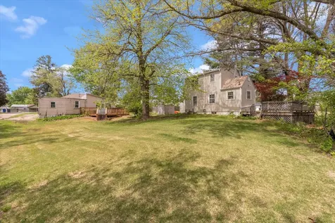 408 32ND Avenue Moline IL 61265