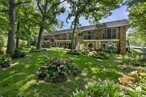 191 Hillcrest Terrace Bloomingdale IL 60108