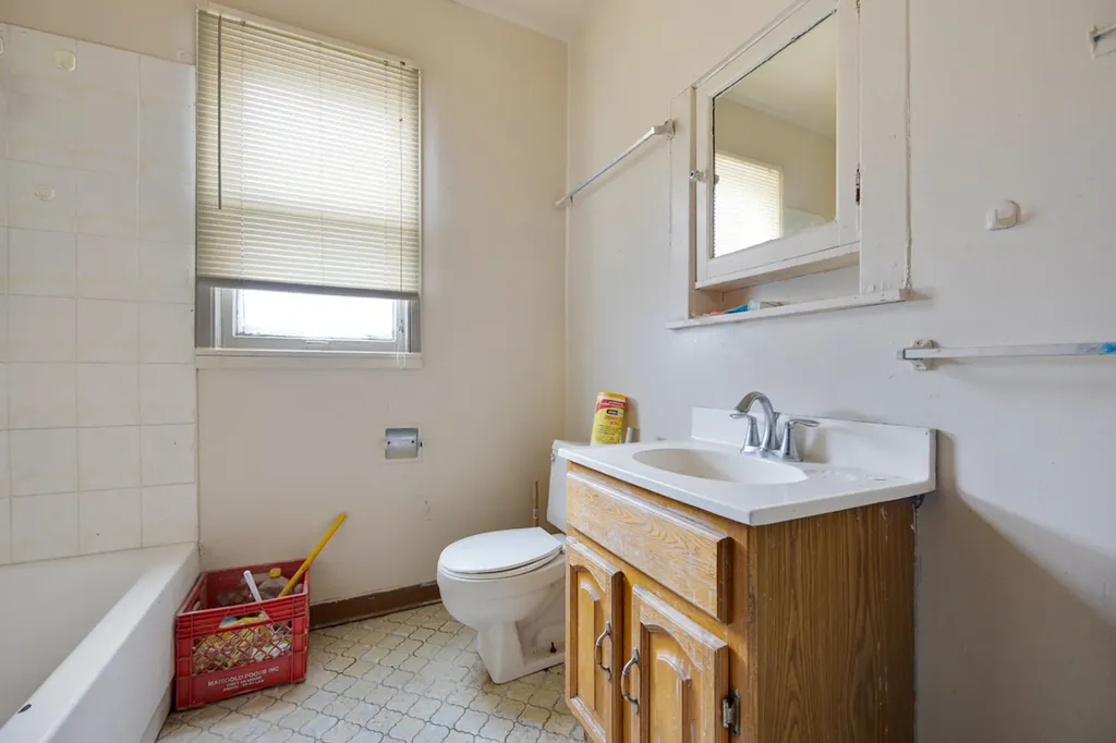6355-57 South Francisco Avenue Chicago IL 60629