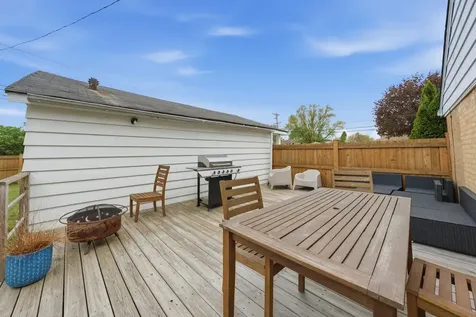 3231 West 99th Street Evergreen Park IL 60805