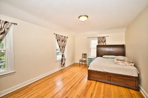 6707 North Saint Louis Avenue Lincolnwood IL 60712