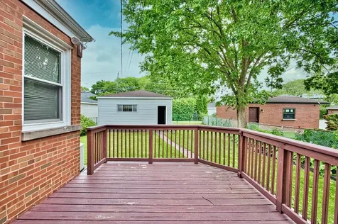 6707 North Saint Louis Avenue Lincolnwood IL 60712